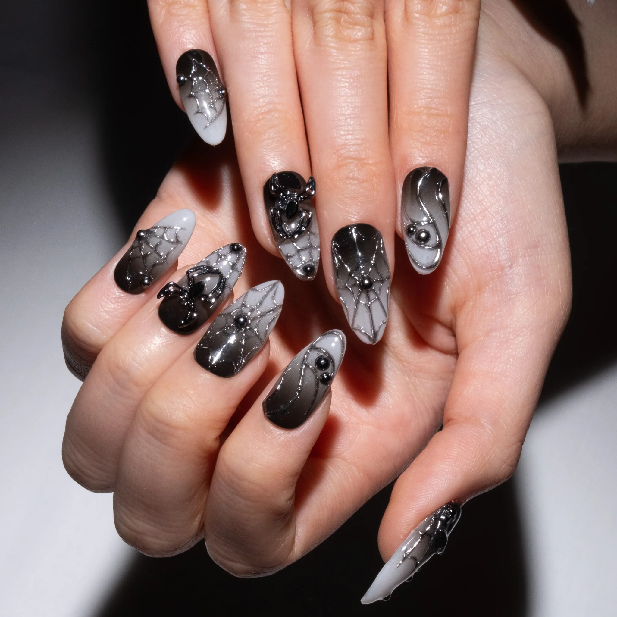 Black Widow - Image 4