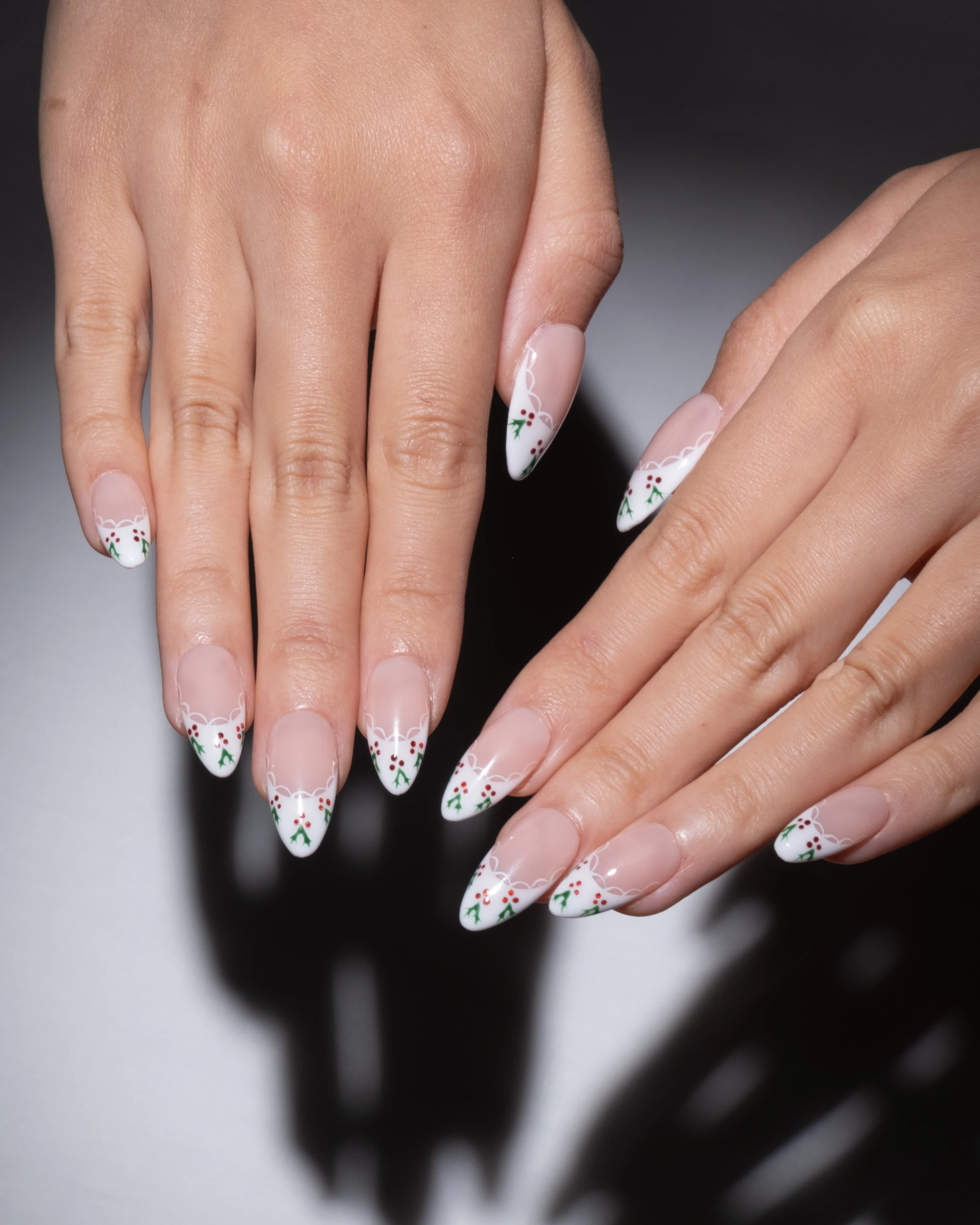 Holly Lace - Image 5