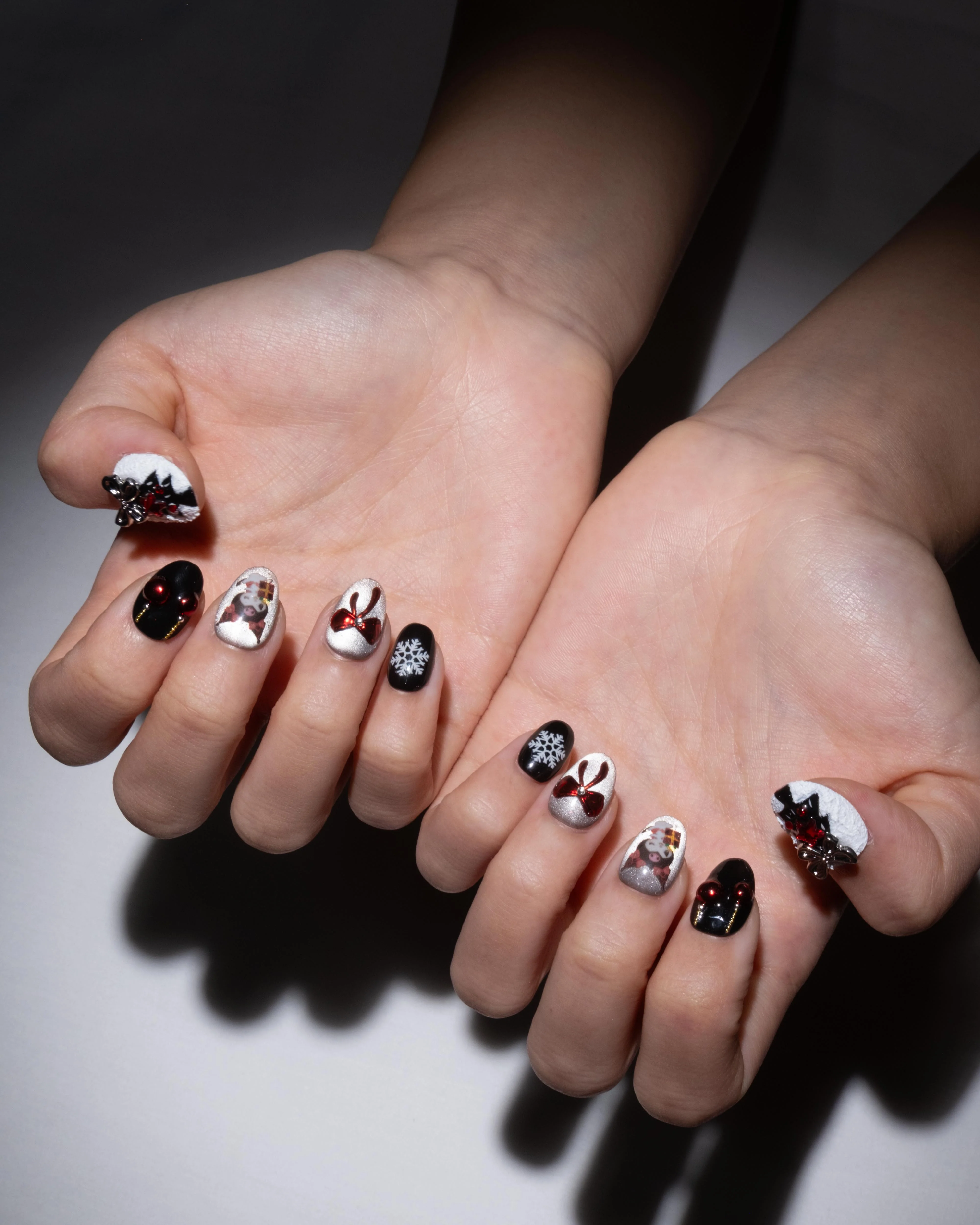 Kuromi™ Winter - Image 7