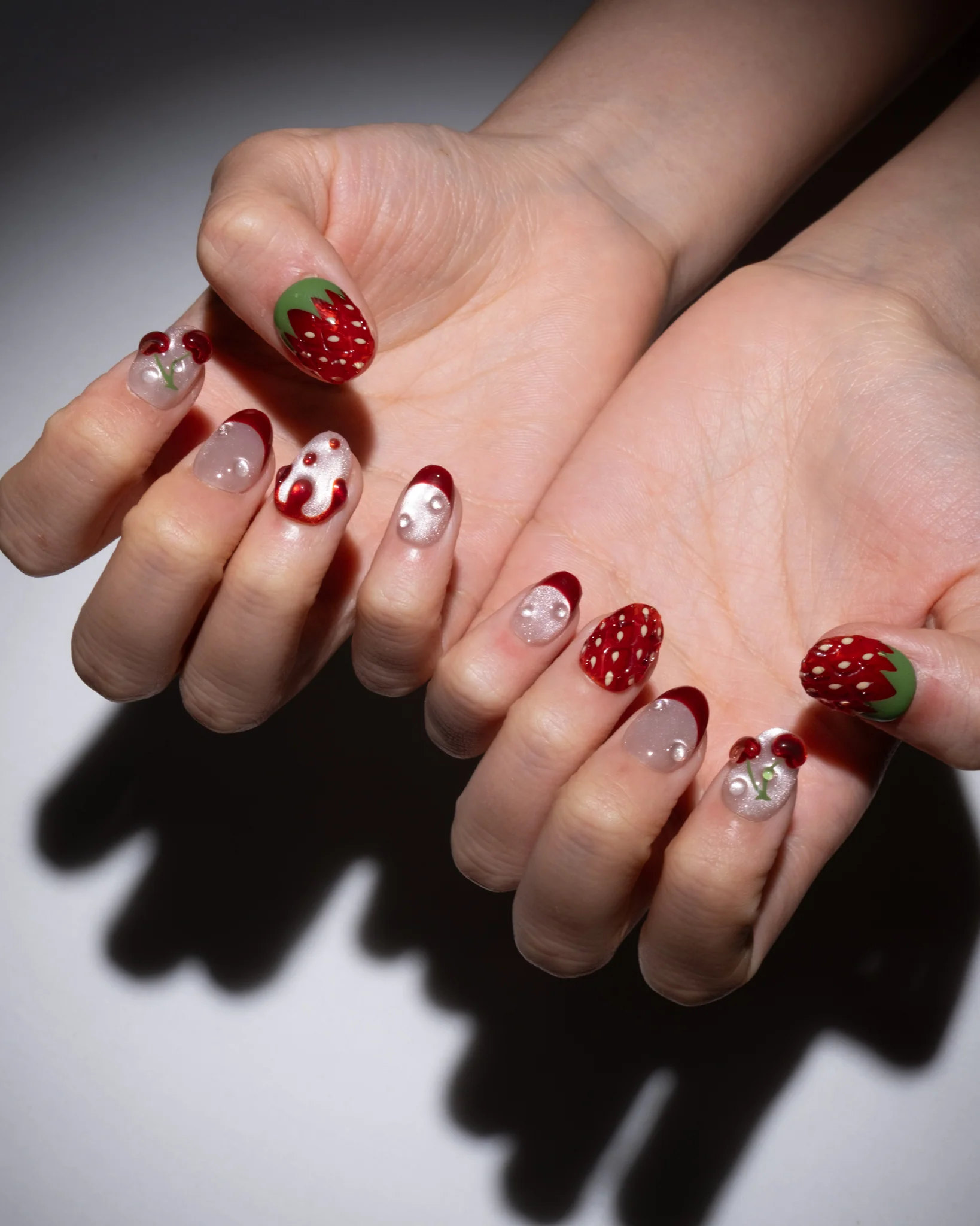 Strawberry Sangria Mini - Image 5